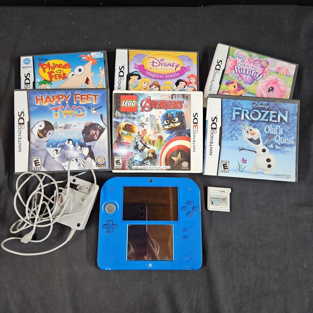 Nintendo DSi Handheld System - Blue With Six Games